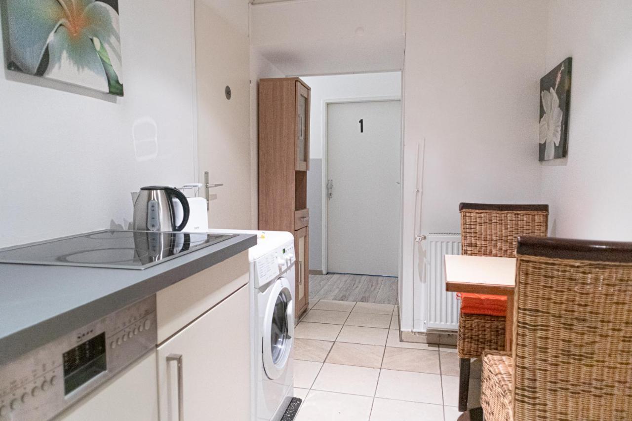 Fullfilling 3Br Shared Apartment With Pleasing Patio Wien Exterior foto