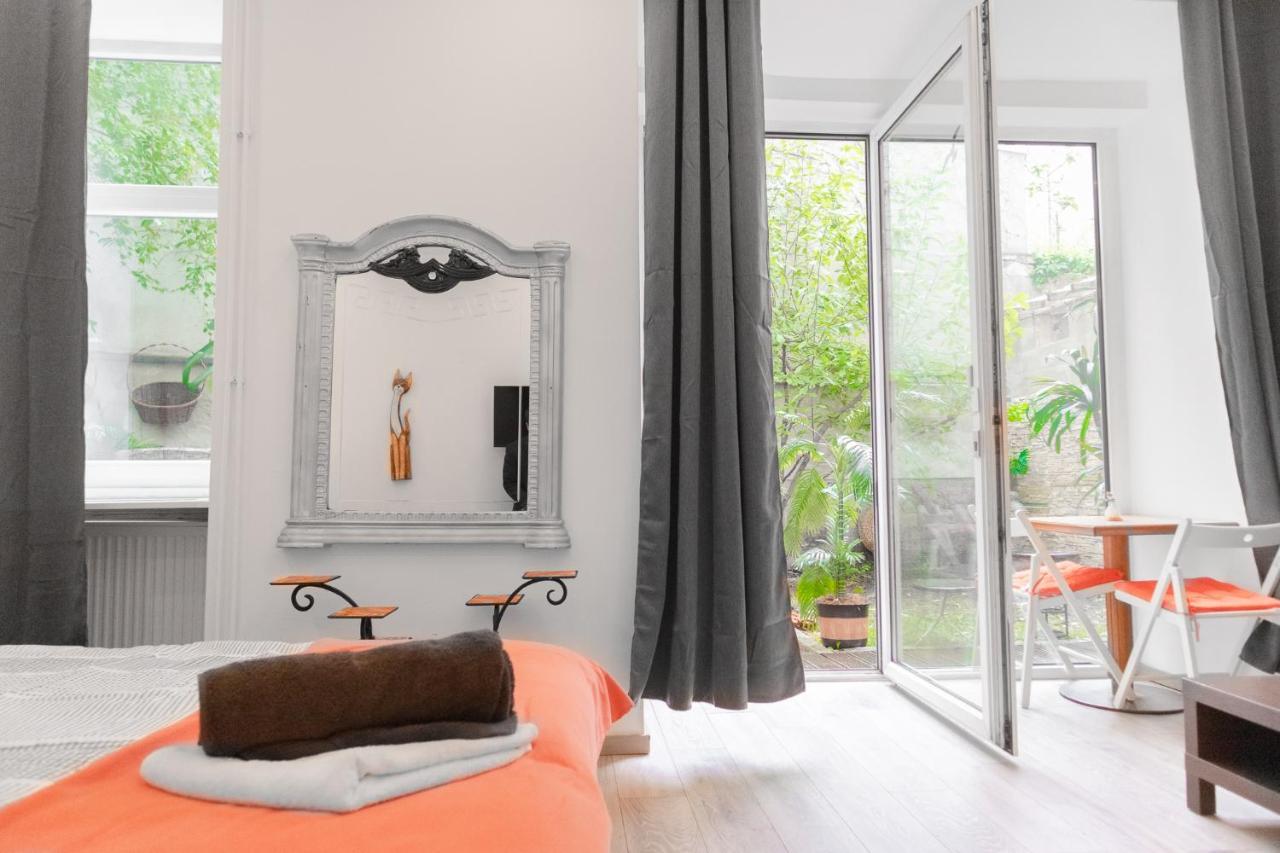 Fullfilling 3Br Shared Apartment With Pleasing Patio Wien Exterior foto